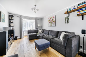 Lounge- click for photo gallery